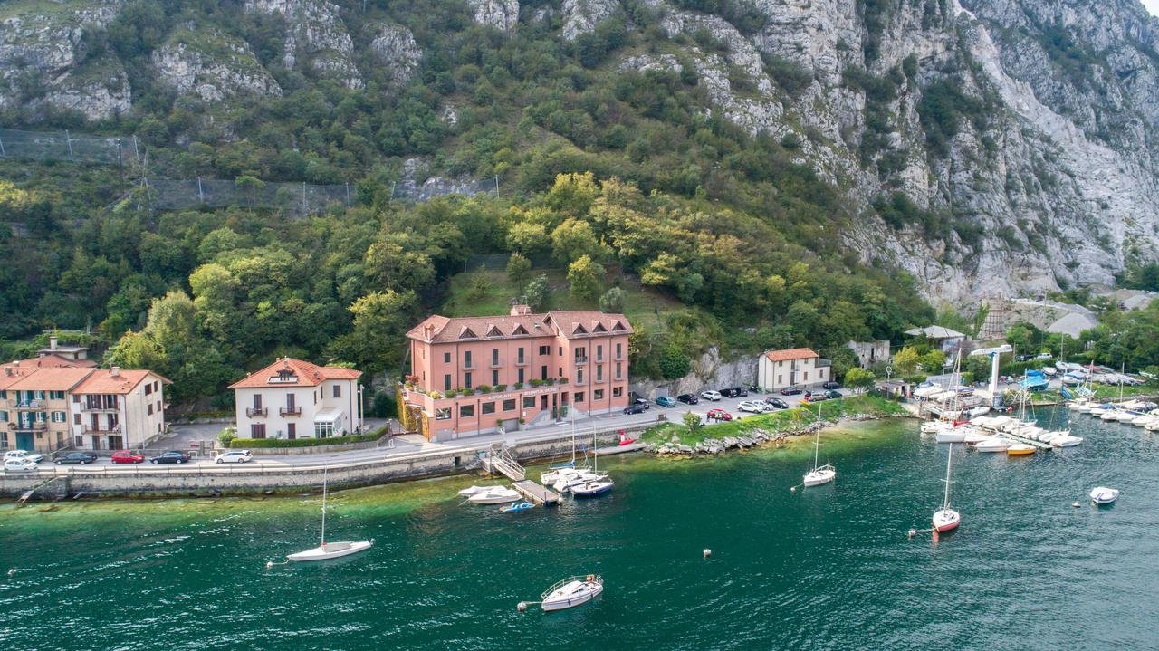 Hotel Bellavista Валмадрера Екстериор снимка